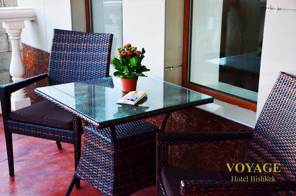 Voyage Hotel Biszkek Zewnętrze zdjęcie