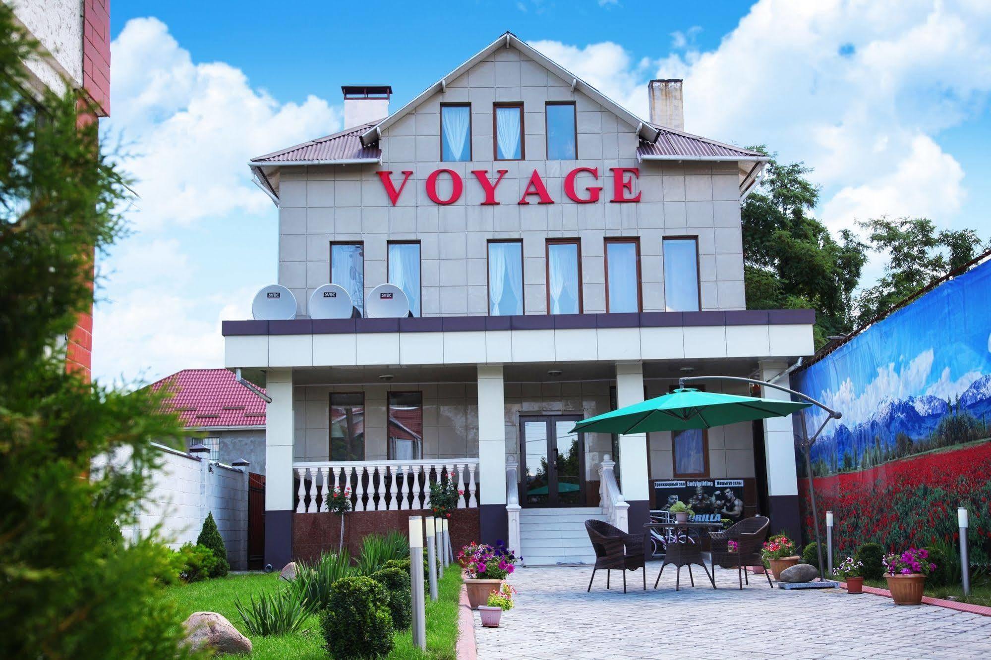 Voyage Hotel Biszkek Zewnętrze zdjęcie