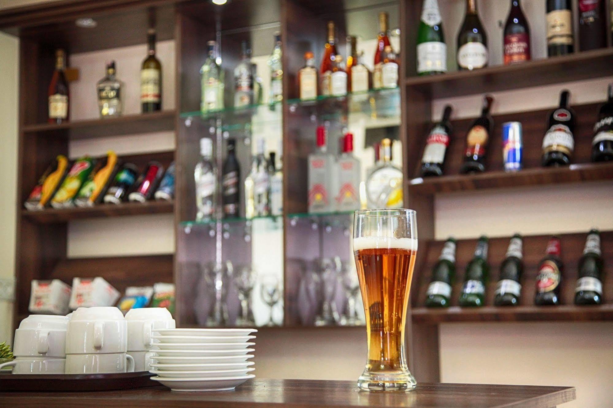 Voyage Hotel Biszkek Zewnętrze zdjęcie